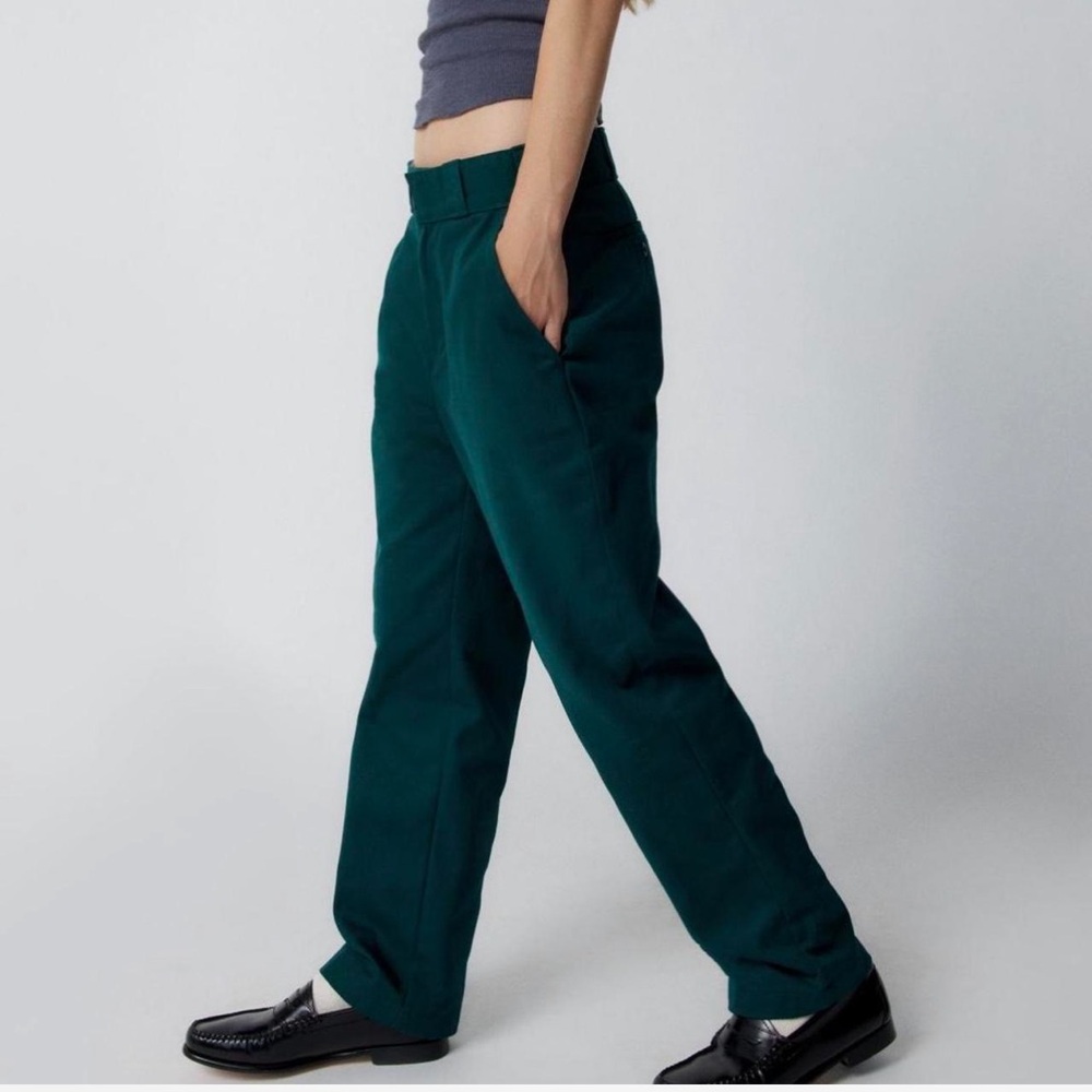 Urban Outfitters-Dickies Regular Fit Cuffed Work Pants in Holly Green. NWT